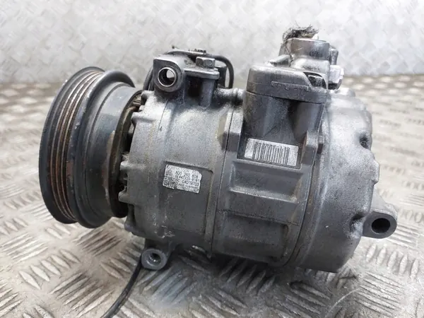 Compressore Aria Condizionata VW Passat B5 8D0260808 image 4