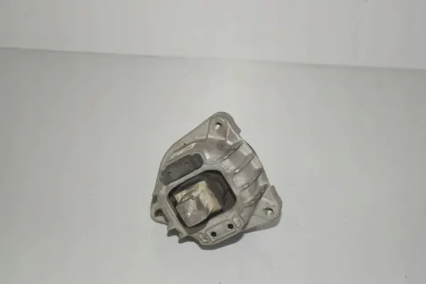 Supporto motore destro BMW 5 Touring (F11) OEM 22116777382 image 2