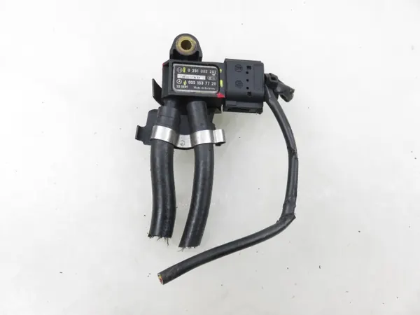 Avgastrycksensor Mercedes C-Klass W203 0051537728 image 2