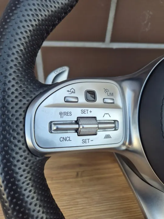 Mercedes AMG Ratt OEM W257W213AMG Läder image 3