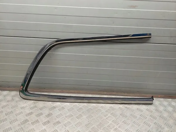 Chrysler Pacifica 68227297AB Moulure vitre arrière gauche image 2