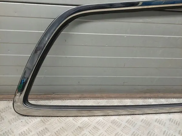 Chrysler Pacifica 68227297AB Moulure vitre arrière gauche image 4