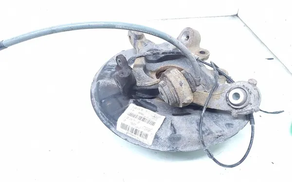 2011 BMW 1 F20 F21 Mozzo posteriore 300911R image 2