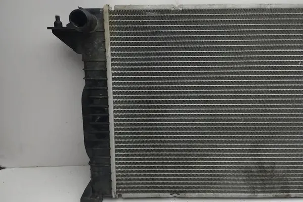 Radiador de agua AUDI A4 CABRIO 2.5L diesel image 10