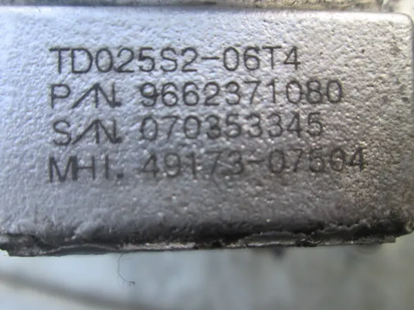 Turbo Peugeot 1.6 HDI OE 9662371080 image 3