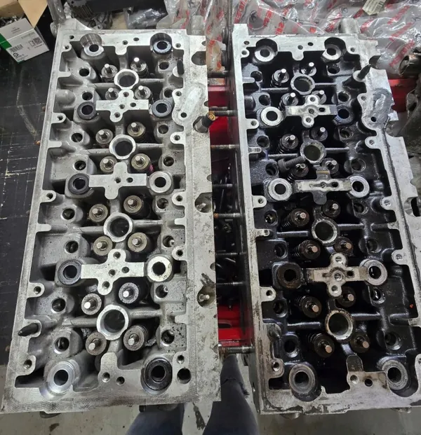 Gebrauchter Zylinderkopf OEM 04L103064E image 2