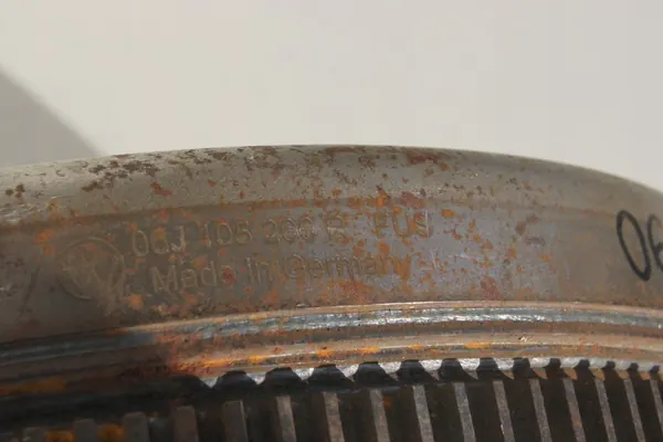 Volante de dupla massa Volkswagen OE 06J105266R image 3