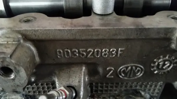 OEM 90352083F Culasse Gauche Moteur 3.6L image 4