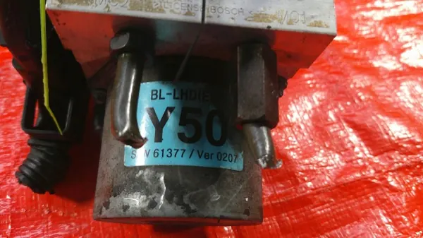 ABS-pomp Kia Sorento I 2.5D 2007 OEM 58910-3E3500 image 3