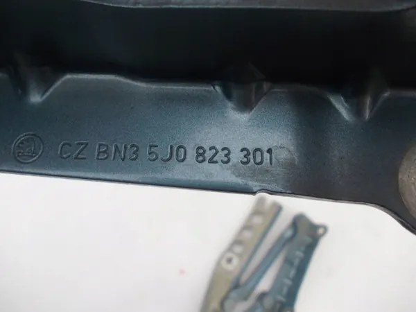 Skoda OE 5J0823301 Juego de Bisagras de Capó image 4