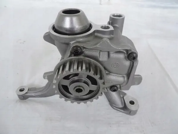 FORD FIESTA MK8 1.1 Oliepomp E3BG-6600-DC image 2