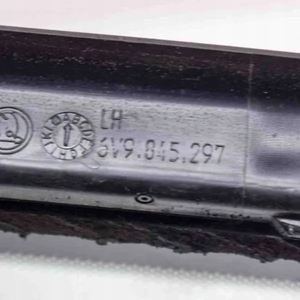 Janela traseira esquerda usada OEM 6V9845297A Skoda Fabia III image 3