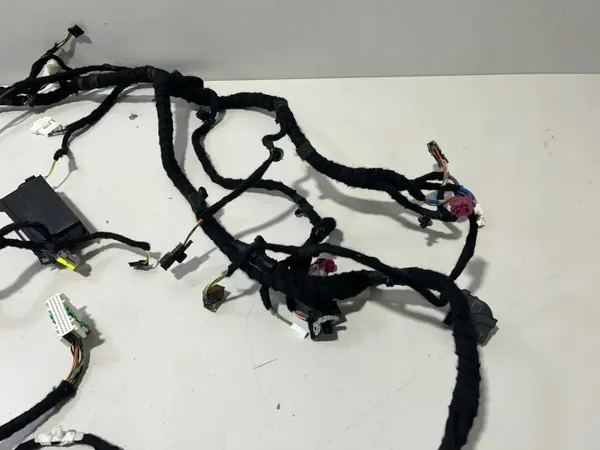 BMW X5 G05 kojetaulun johdotus OEM 2465569 image 3