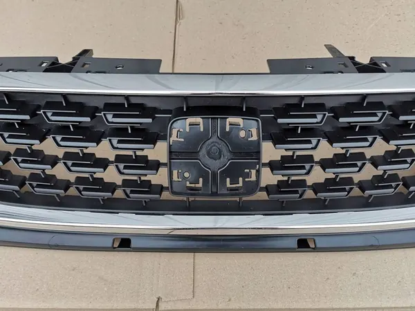 SEAT LEON III 5F0 LIFT 17- Front Grill 5F0853654H image 5