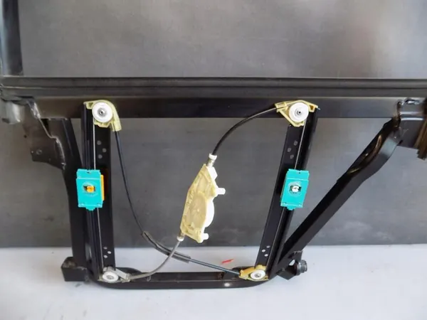 Mecanismo de janela traseira esquerda TOUAREG 7L 7L0839461D image 3