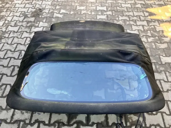 Gebruikt Dakglas OEM TM31726 voor Mercedes W238 Cabriolet image 2
