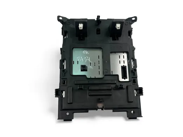 Écran de navigation Renault OE A94E32478 pour Megane IV image 6
