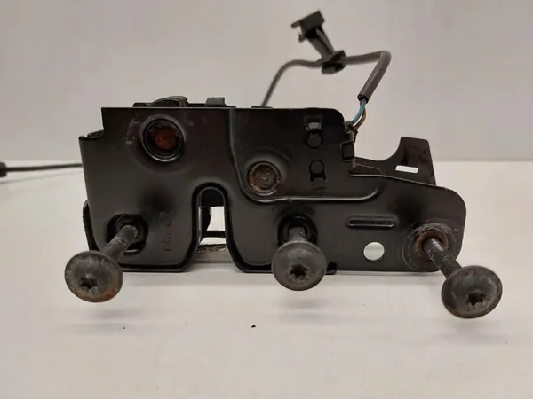 Audi OE 8K0823509A motorhuv lås image 2