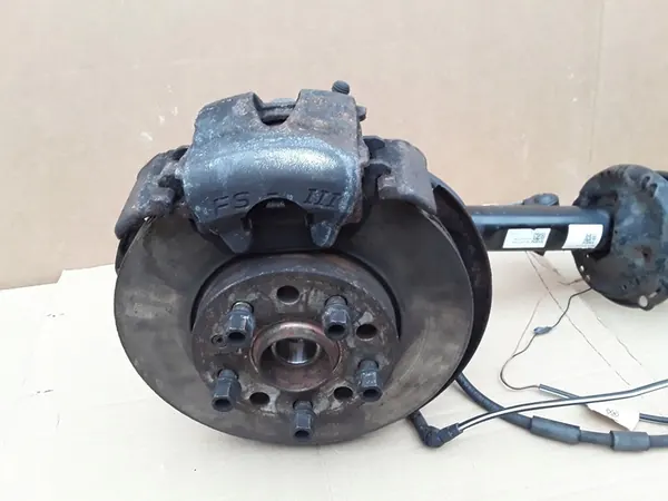 Snodo di sterzo sinistro SKODA Octavia III 1.6 TDI DSG image 2