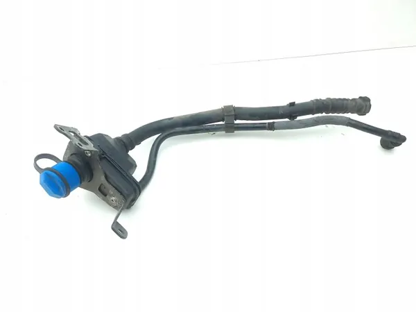 Tanque AdBlue Land Rover OEM K8D23J232AD - Usado image 2