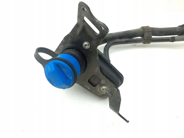 Tanque AdBlue Land Rover OEM K8D23J232AD - Usado image 5