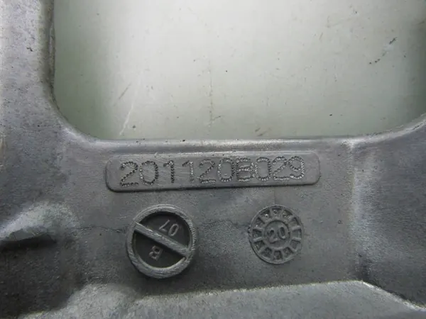 LEAF II ZE1 Support de Compresseur AC 201120B029 image 5