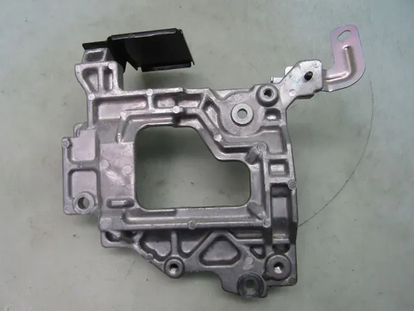 LEAF II ZE1 Support de Compresseur AC 201120B029 image 6