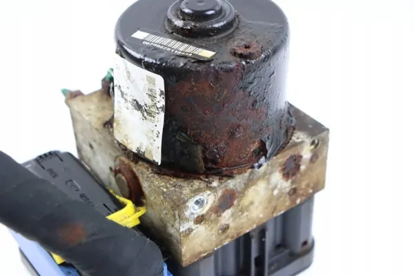 Renault OE 8200159837D Gebrauchte Bremsenpumpe image 3