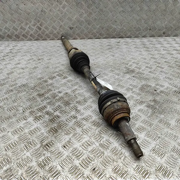 Fram höger axel Ford Transit Custom Minibus image 2