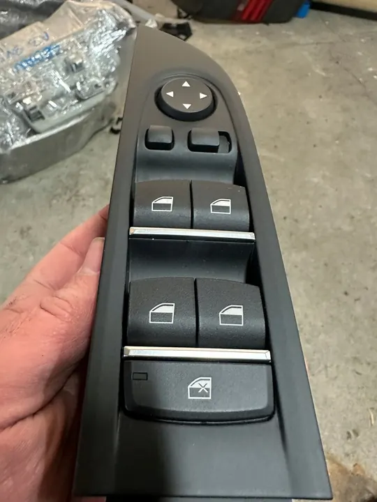 BMW Fenster-Schalter OE 61319241956 image 2