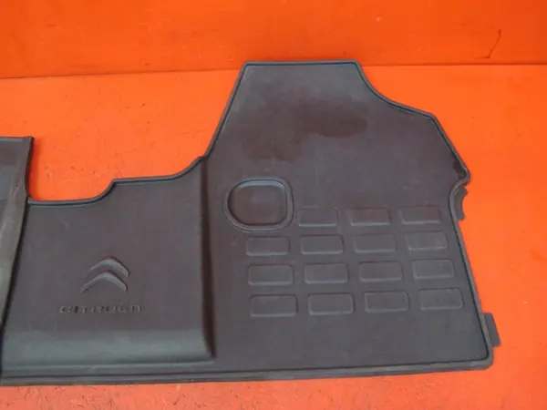 Tapete de cabine OEM 1666754080 para Citroen Jumpy III image 3