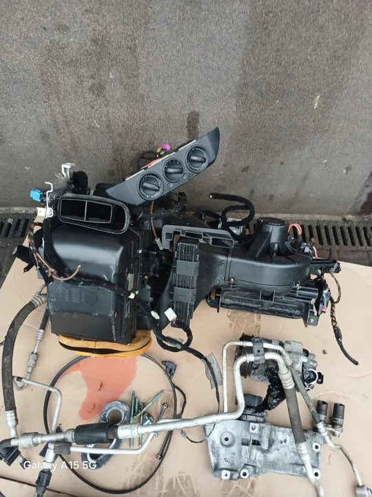 Climatisation complète VW Polo 9N 1.4 16V image 4