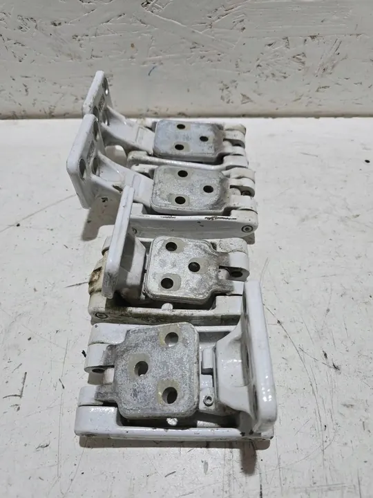 Bakdörrgångjärn Sprinter W906 270 Grader Set 4 st 9067400337 image 2