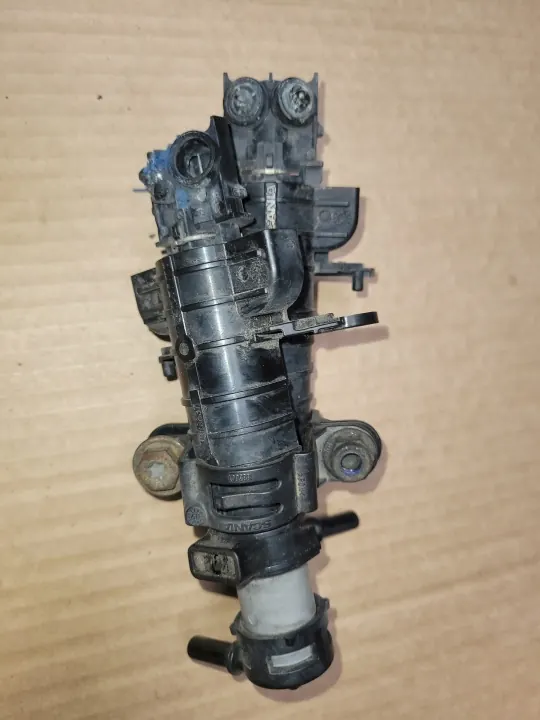 Scania Xenon Scheibenwaschdüsen OEM 1883637, 1883638 image 2