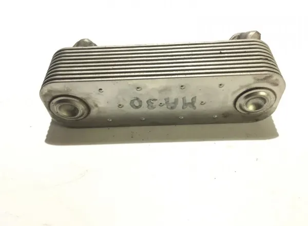 Refroidisseur d'huile moteur MAN OEM 51.05601-0148 image 3