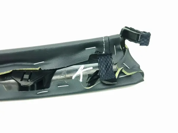 Lexus CT 200H 2012 Mittkonsol Lista OEM AMD152422 image 7