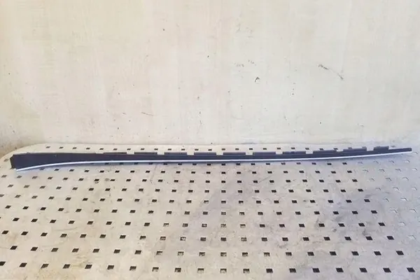 Left Door Weatherstrip HYUNDAI I40 (VF) 861313Z000 image 3