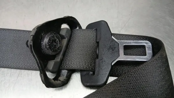 Cinto de segurança traseiro esquerdo OEM 13290256 Opel image 3