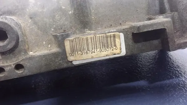 FIAT PANDA II 1.3 D JTD Tampa de válvulas 55204917 image 9