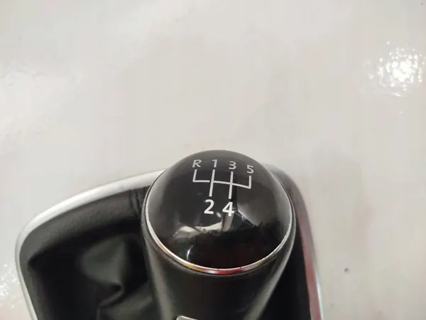 Vaihdekepin Suojus Volkswagen Polo V 6R0711456B image 9