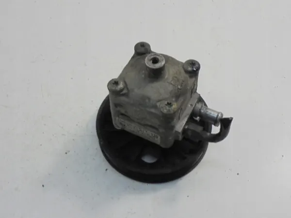 Bomba de direção assistida Volvo V70 2 OE 8683376 image 3