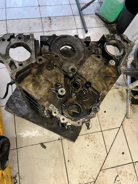 Käytetty moottorilohko VW Touareg 5.0 V10:lle image 3
