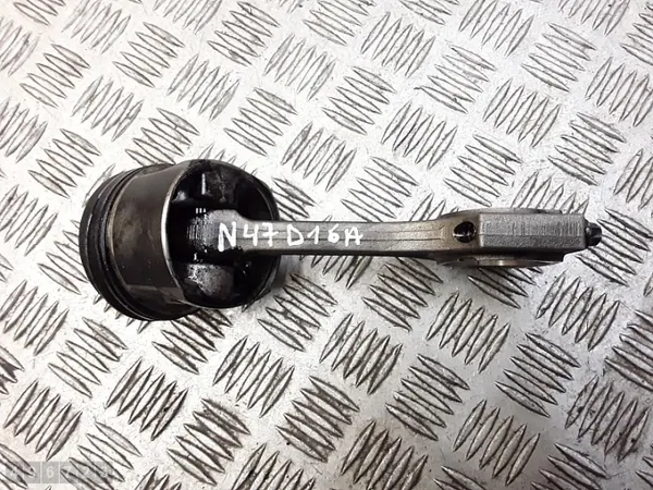 BMW N47D16A Kolv & Staket Set - Begagnad image 3