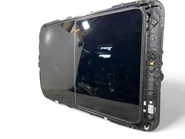 VW Tiguan Panoramadachrahmen OEM 5NA877041H image 3