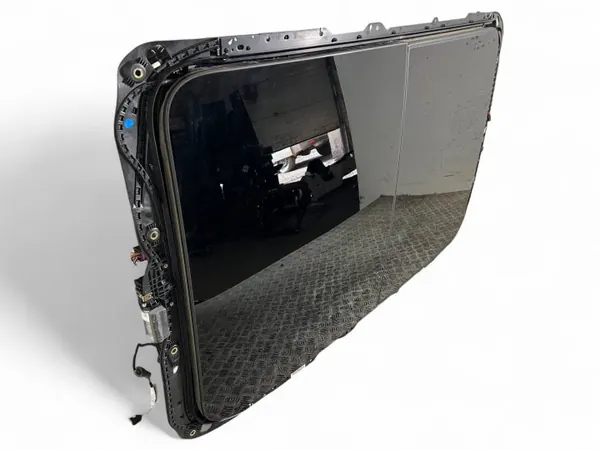 VW Tiguan Panoramadachrahmen OEM 5NA877041H image 8
