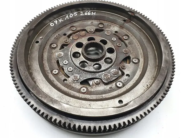 Volante Audi A3 RS3 RSQ3 TTRS 2.5TFSI image 2