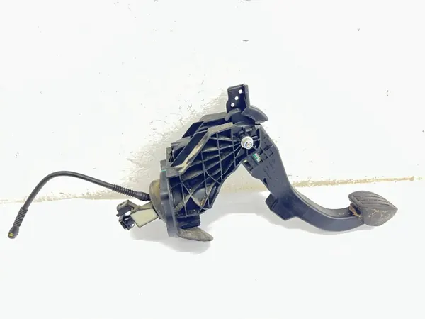 Koppelingspedaal OEM 9817949480 voor Peugeot Expert III image 2