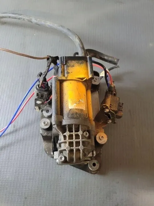 Compresseur de suspension BMW 5 TOURING 6898429 image 3
