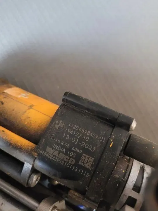 Compresseur de suspension BMW 5 TOURING 6898429 image 5