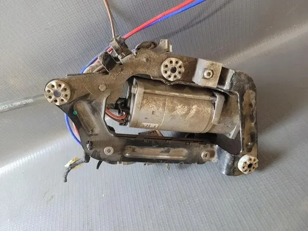 Compresseur de suspension BMW 5 TOURING 6898429 image 6